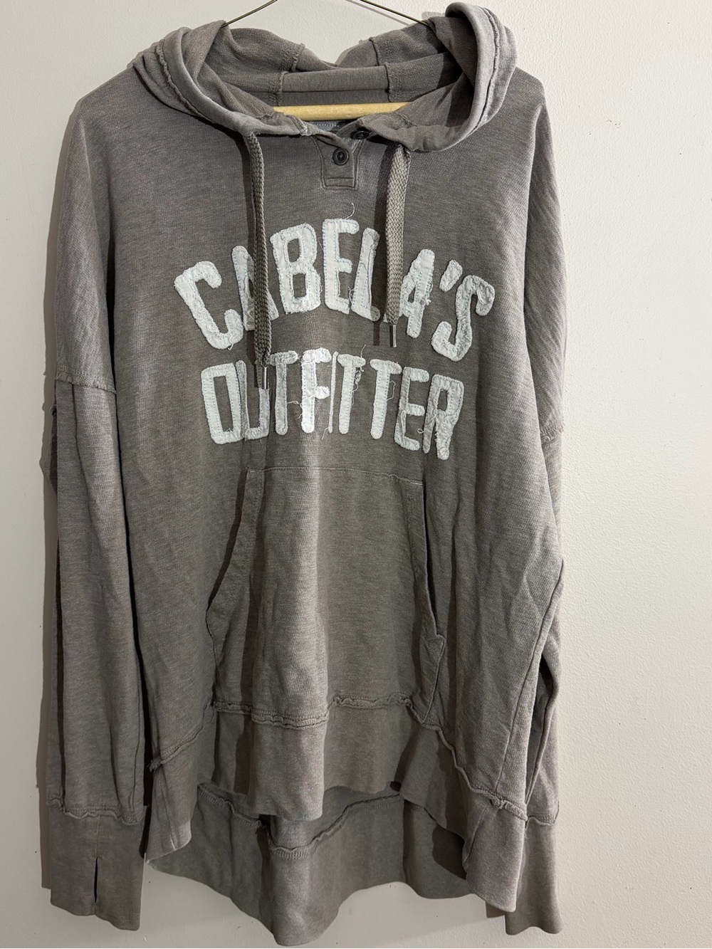 Cabela's Gray Thrashed Stitched Logo Baggy Hoodie Men’s Size Large